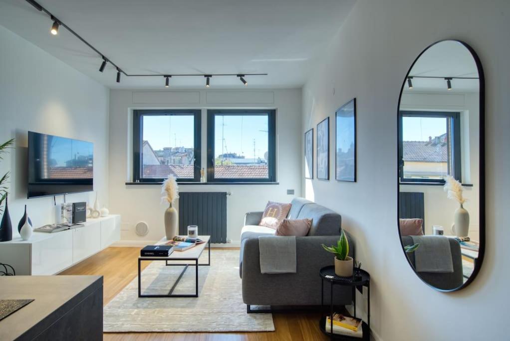 Italianflat - Canal Couture, Navigli Luxury Retreat Милан Экстерьер фото