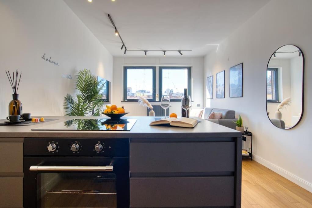Italianflat - Canal Couture, Navigli Luxury Retreat Милан Экстерьер фото