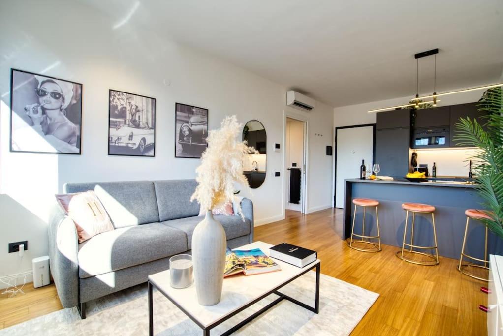 Italianflat - Canal Couture, Navigli Luxury Retreat Милан Экстерьер фото
